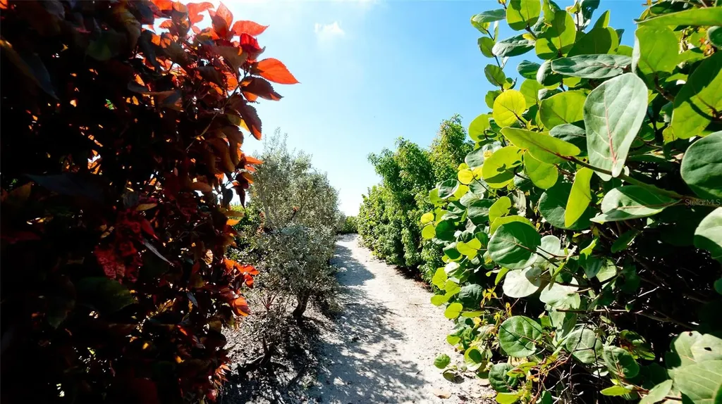 791 Saint Judes Drive N Longboat Key FL 34228