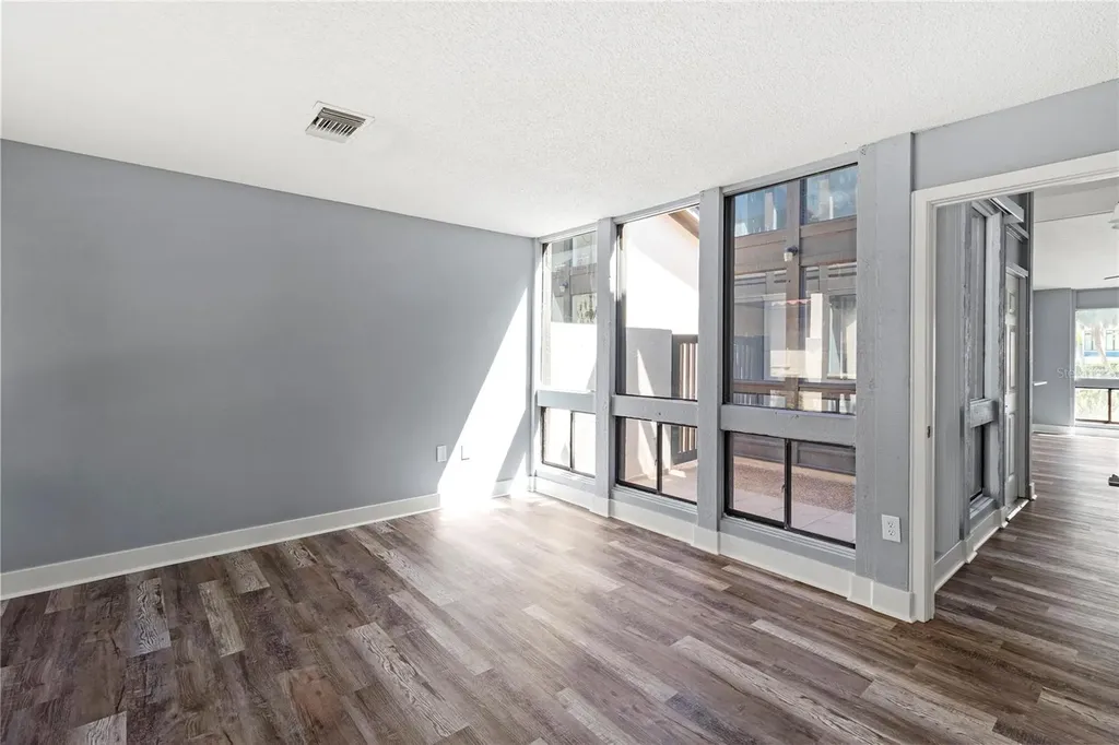 800 S Boulevard Of The Presidents Sarasota FL 34236