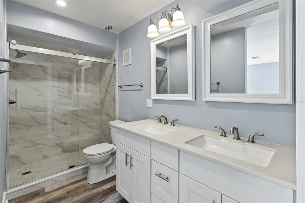 800 S Boulevard Of The Presidents Sarasota FL 34236