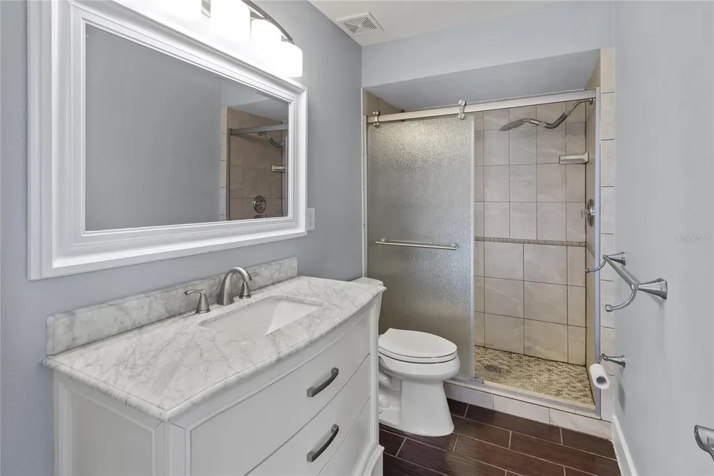 800 S Boulevard Of The Presidents Sarasota FL 34236