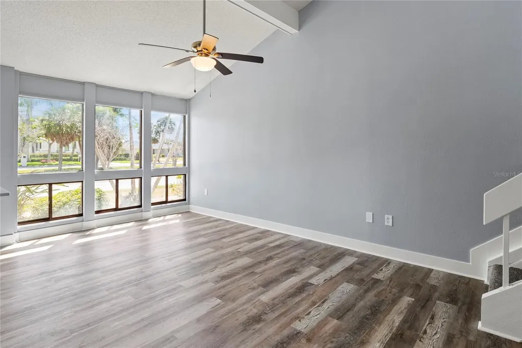 800 S Boulevard Of The Presidents Sarasota FL 34236