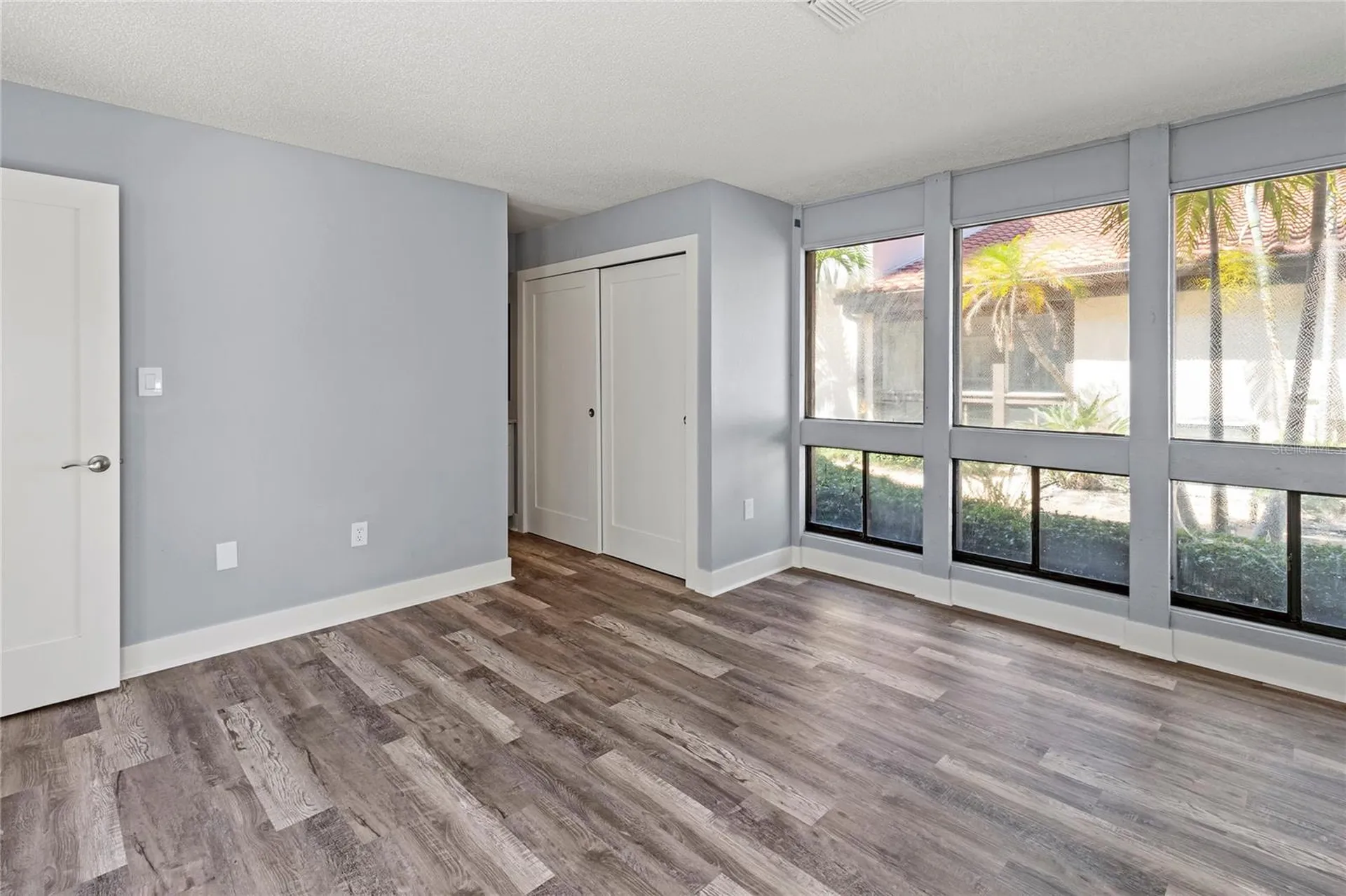 800 S Blvd Of The Presidents Sarasota FL 34236