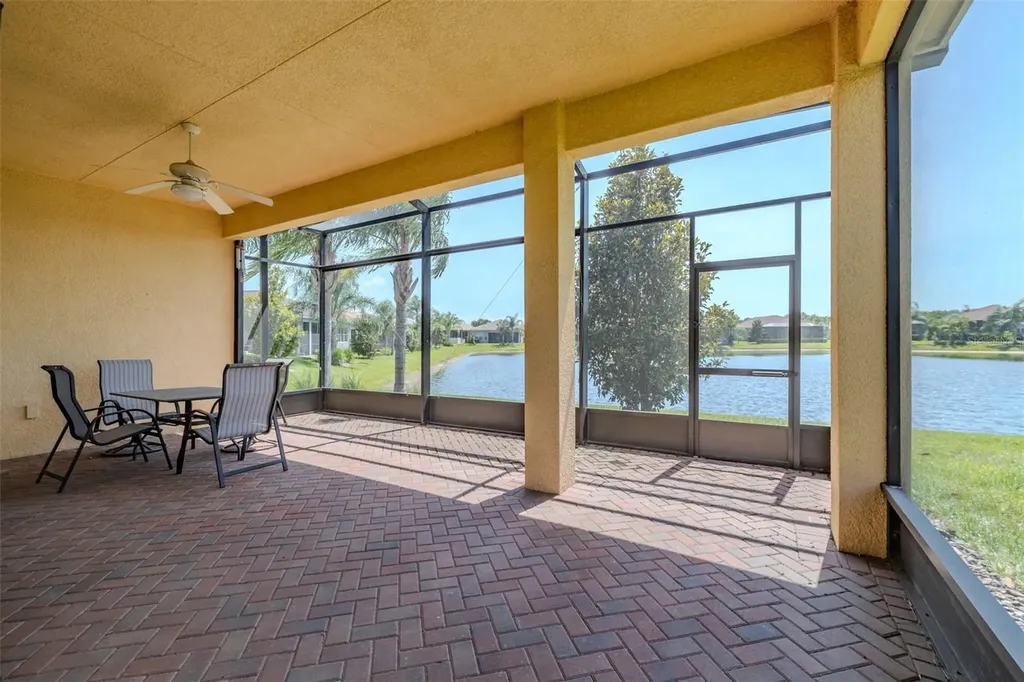 4821 Grand Banks Drive Wimauma FL 33598