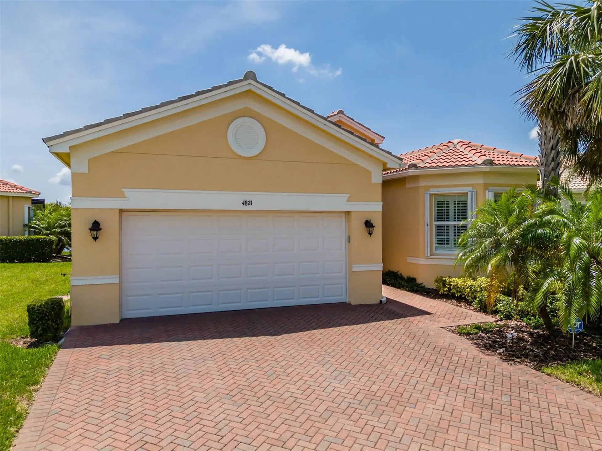 4821 Grand Banks Drive Wimauma FL 33598