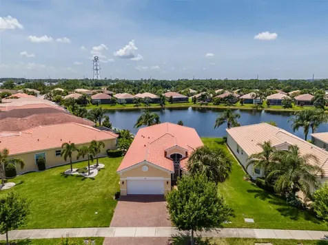 4821 Grand Banks Drive Wimauma FL 33598