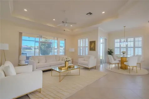 4821 Grand Banks Drive Wimauma FL 33598