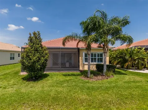 4821 Grand Banks Drive Wimauma FL 33598