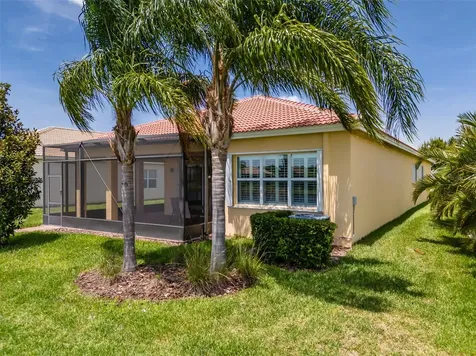 4821 Grand Banks Drive Wimauma FL 33598