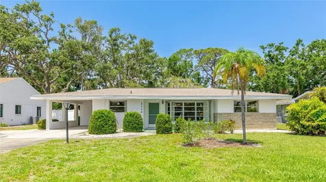 2110 Craft Lane Sarasota FL 34239