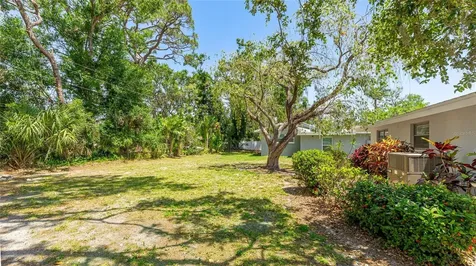 2110 Craft Lane Sarasota FL 34239