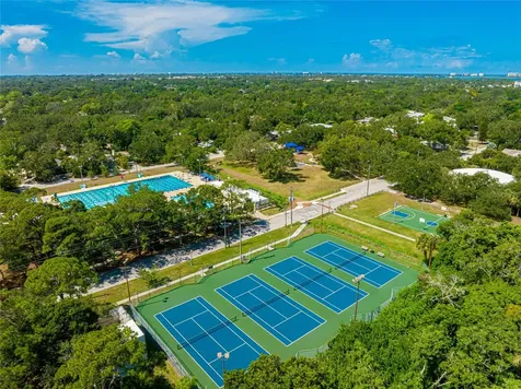 2110 Craft Lane Sarasota FL 34239