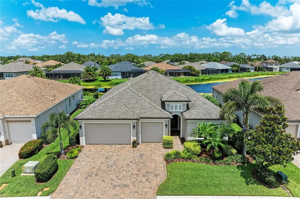 518 Chantilly Trail Bradenton FL 34212
