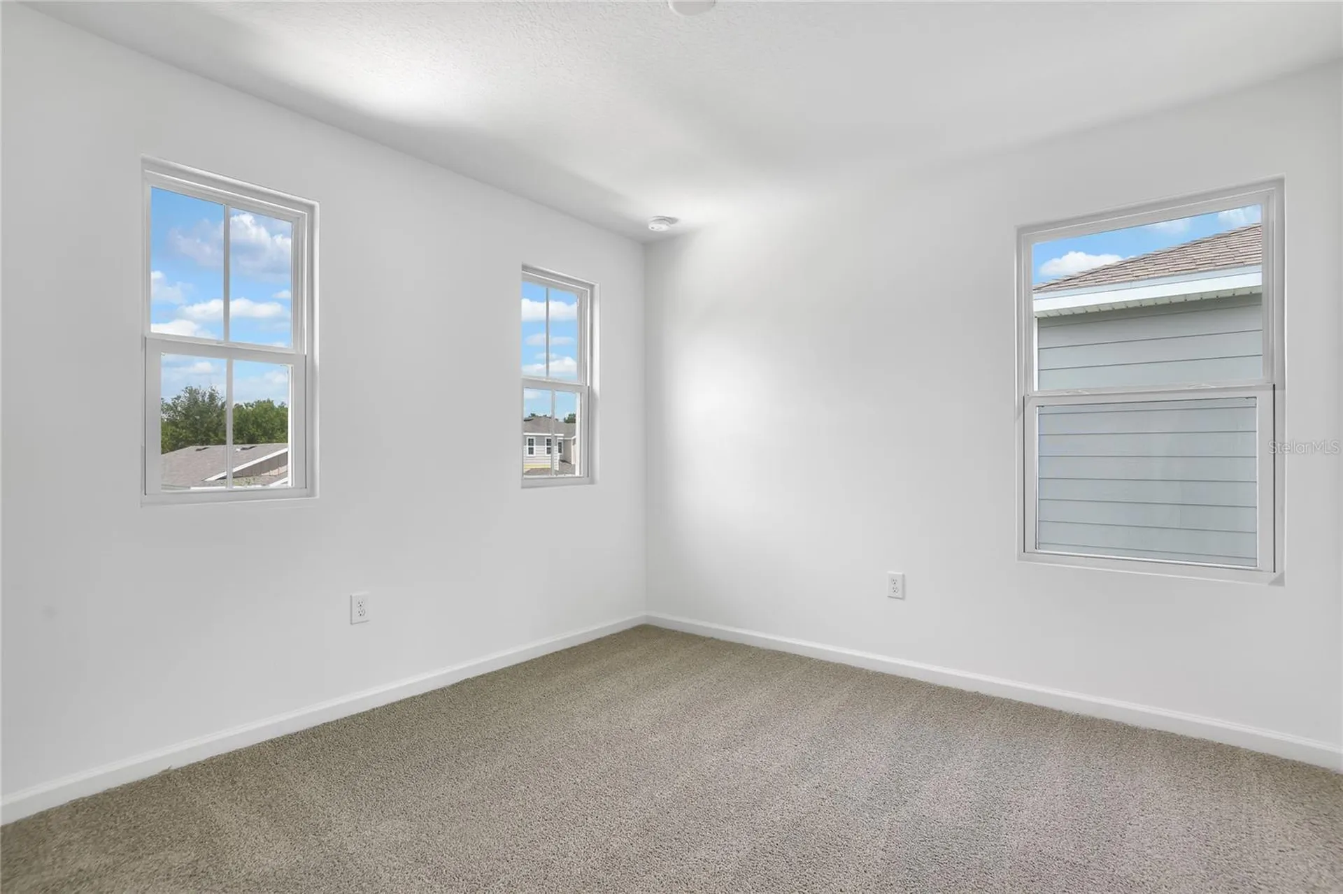 708 Lake Dell Avenue Dundee FL 33838