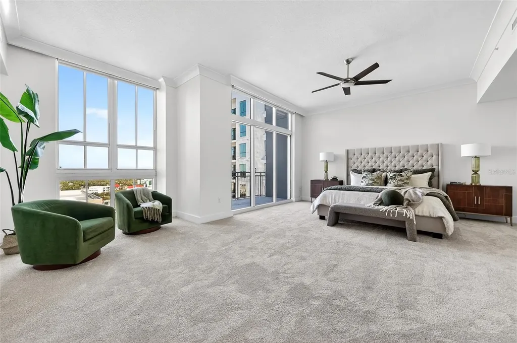 1350 Main Street Sarasota FL 34236