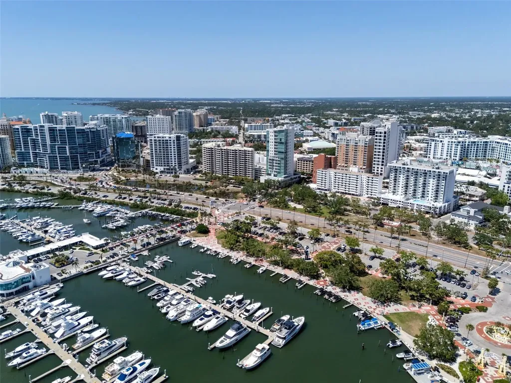 1350 Main Street Sarasota FL 34236