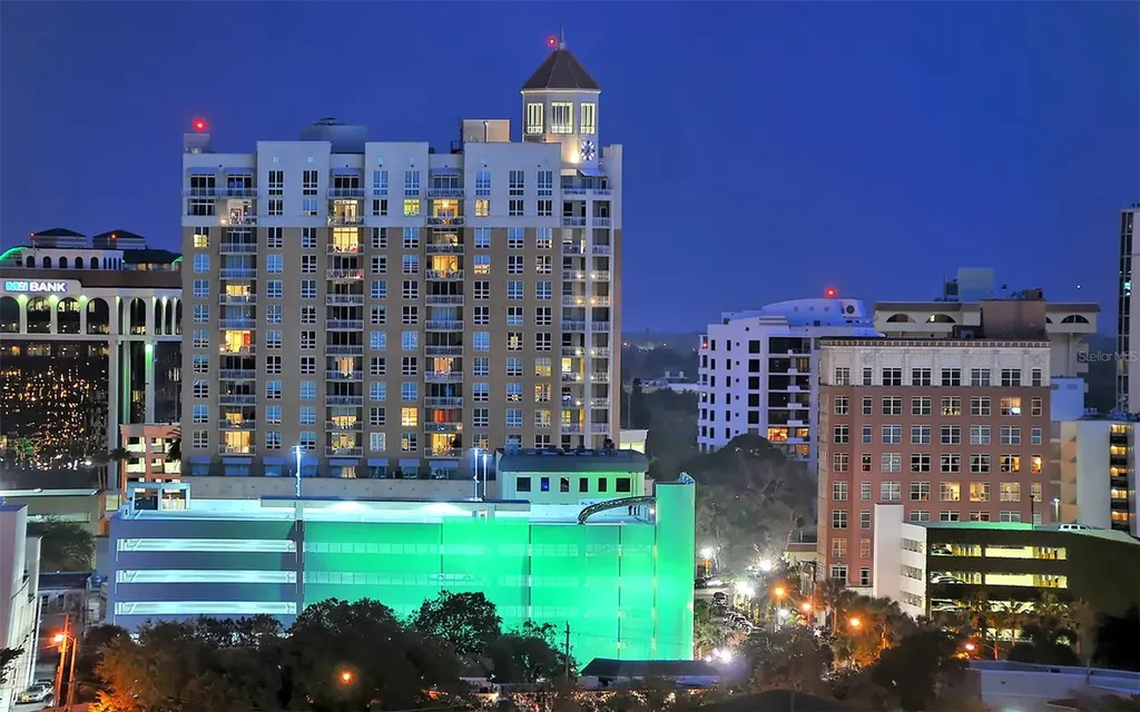 1350 Main Street Sarasota FL 34236
