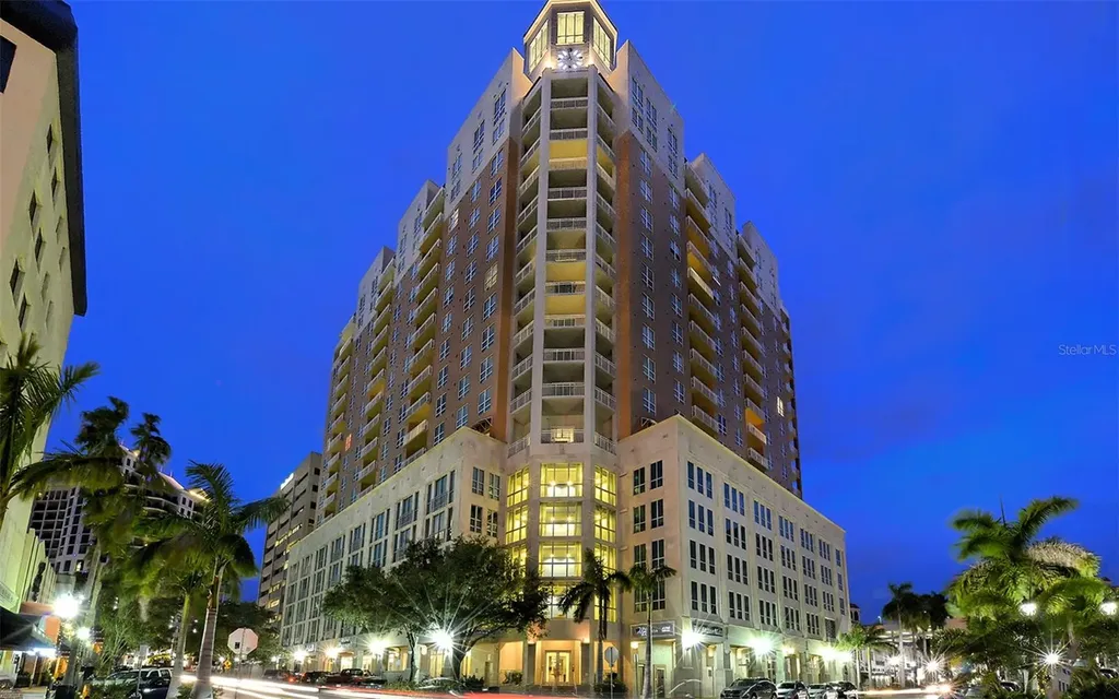 1350 Main Street Sarasota FL 34236