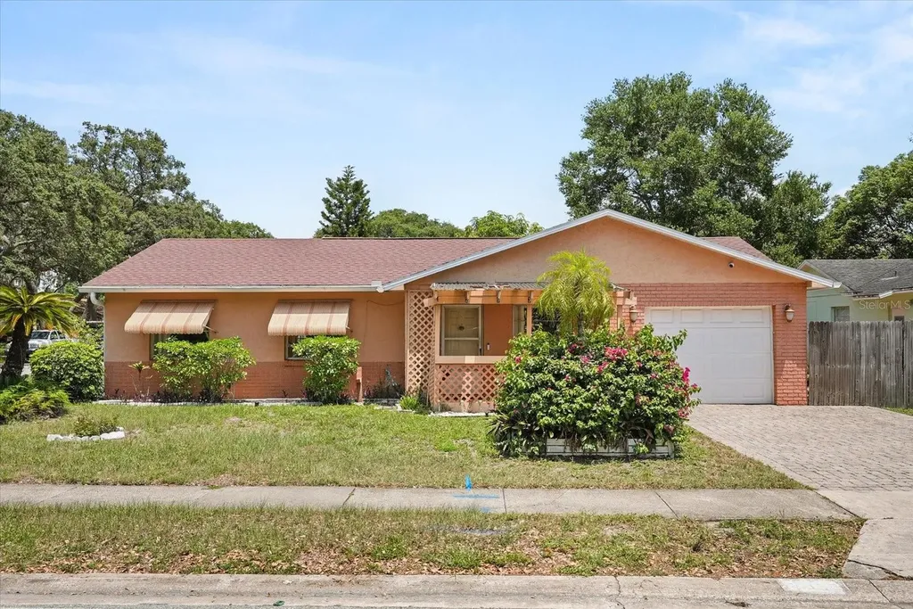 2933 N Chickasaw Trail Orlando FL 32817