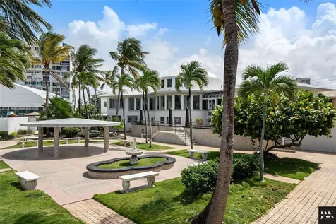 20 Amapola Street Carolina PR 00979