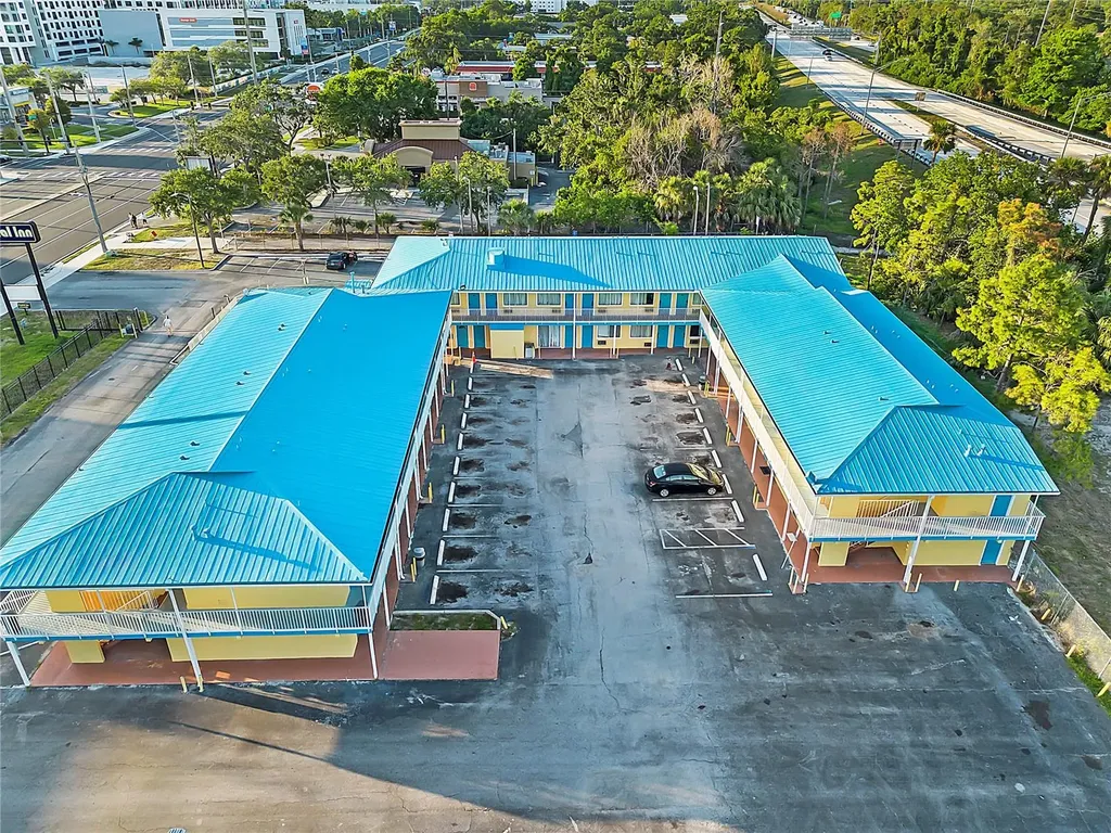 4600 34th Street S St Petersburg FL 33711