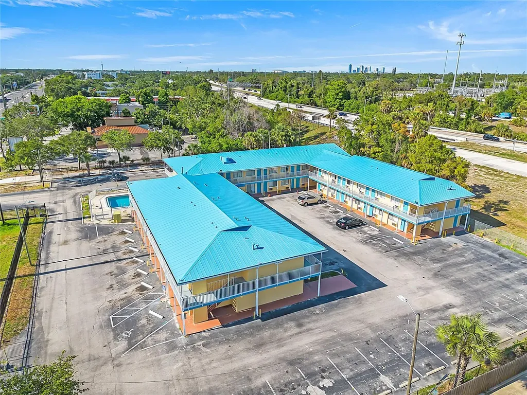 4600 34th Street S St Petersburg FL 33711