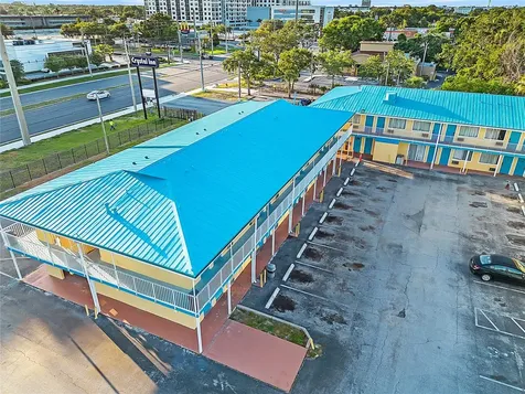 4600 34th Street S St Petersburg FL 33711