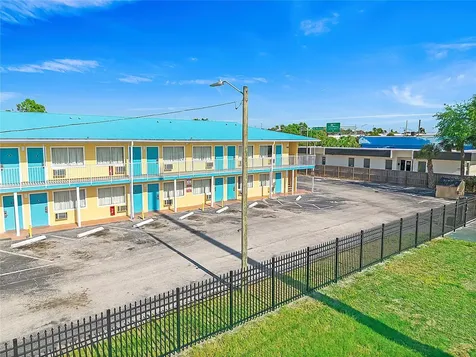 4600 34th Street S St Petersburg FL 33711