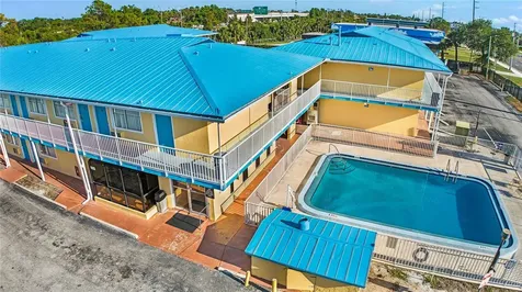 4600 34th Street S St Petersburg FL 33711