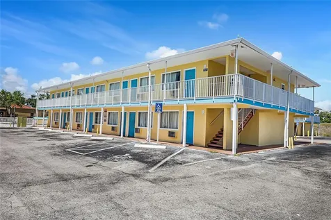 4600 34th Street S St Petersburg FL 33711