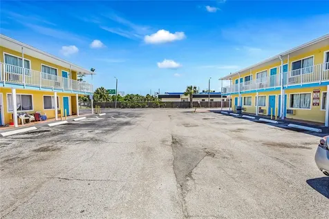 4600 34th Street S St Petersburg FL 33711