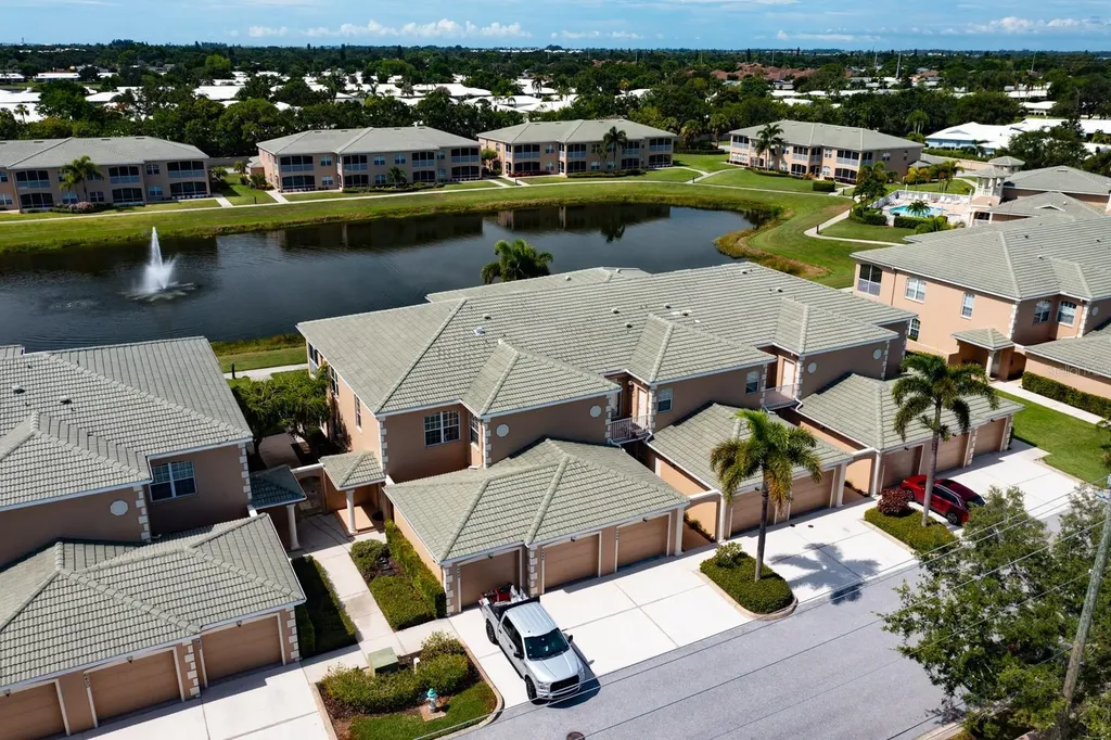 6448 7th Avenue Circle W Bradenton FL 34209