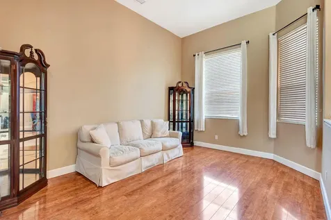 2729 Harvest Drive Sarasota FL 34240