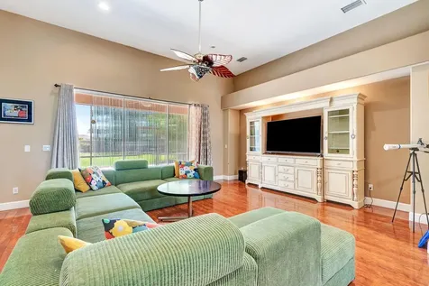 2729 Harvest Drive Sarasota FL 34240