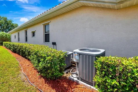 2729 Harvest Drive Sarasota FL 34240