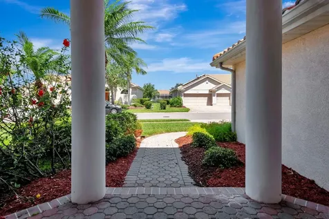 2729 Harvest Drive Sarasota FL 34240