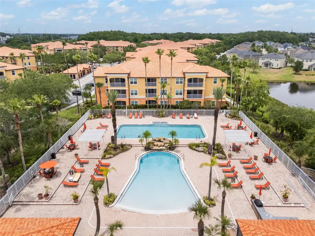 5447 Vineland Road Orlando FL 32811