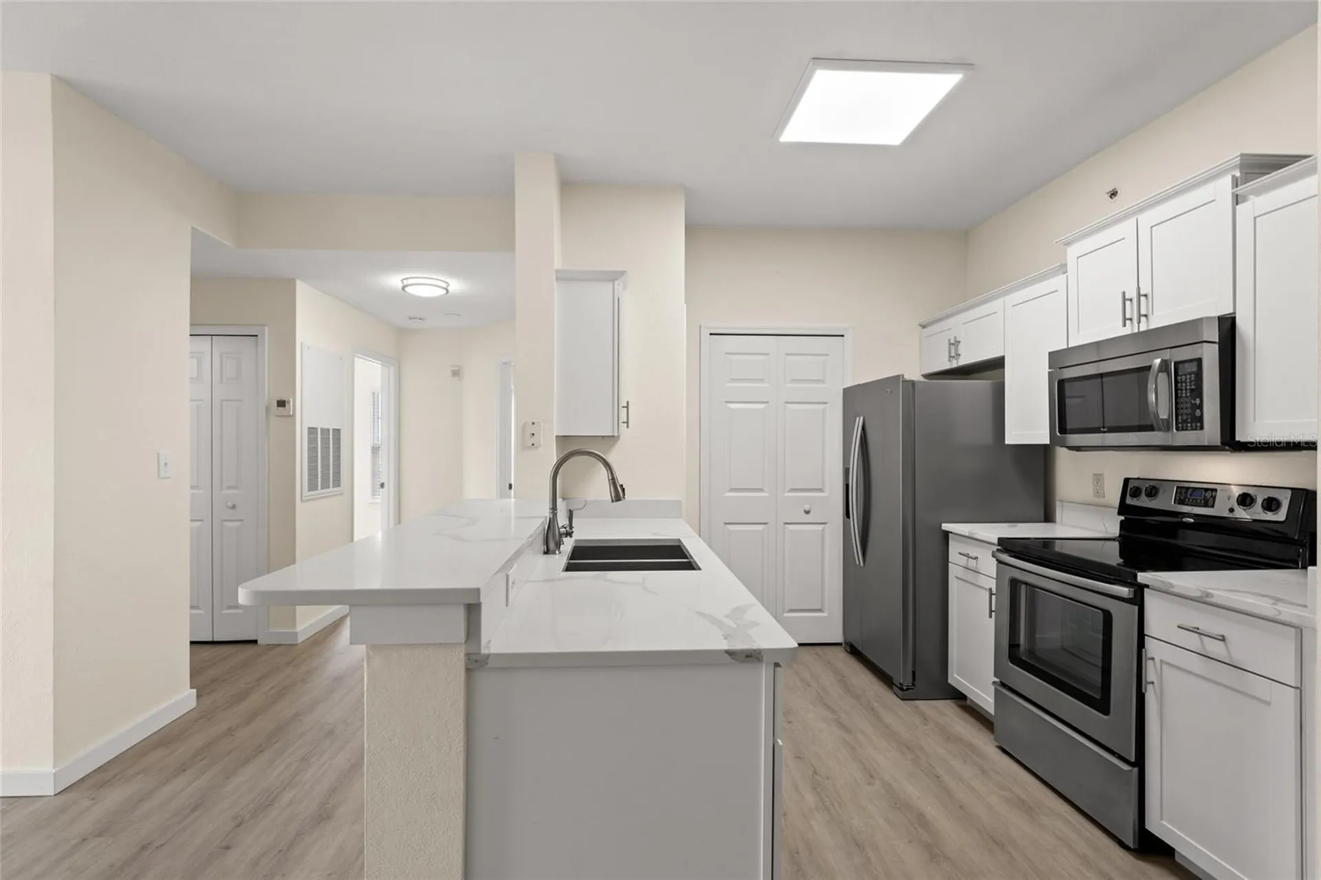5447 Vineland Road Orlando FL 32811