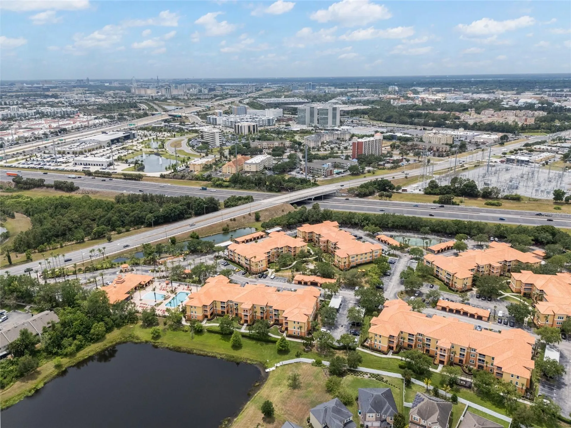 5447 Vineland Road Orlando FL 32811