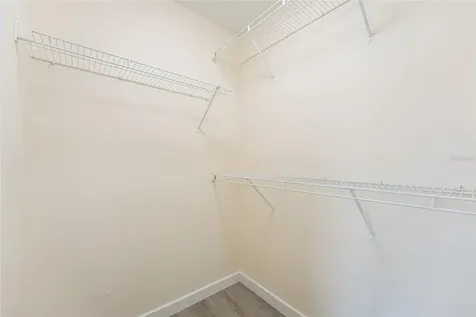 5447 Vineland Road Orlando FL 32811