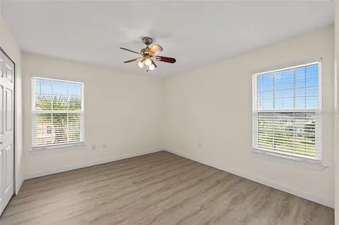 5447 Vineland Road Orlando FL 32811