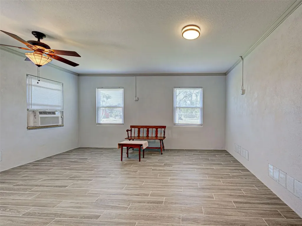 1605 Manor Road Englewood FL 34223