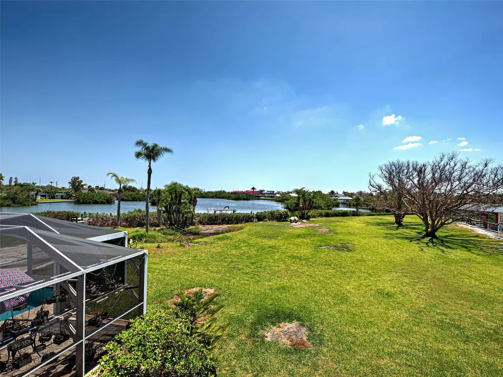 1605 Manor Road Englewood FL 34223