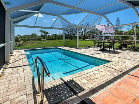 1605 Manor Road Englewood FL 34223