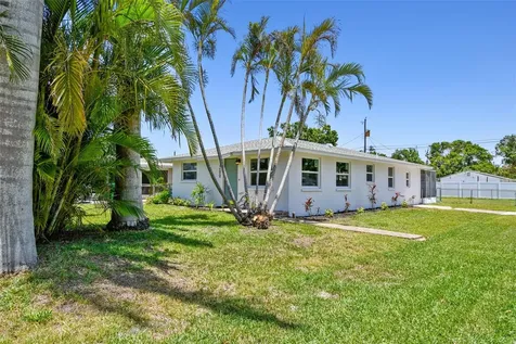1200 25th Avenue W Palmetto FL 34221