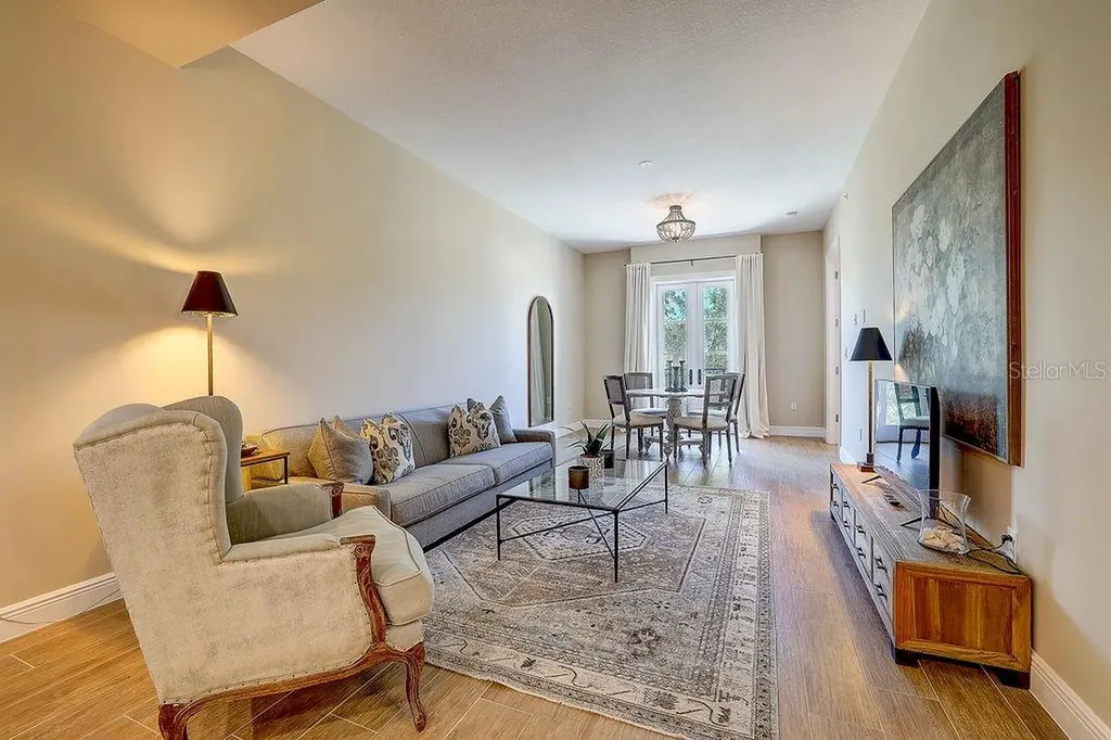 525 N Orange Avenue Sarasota FL 34236