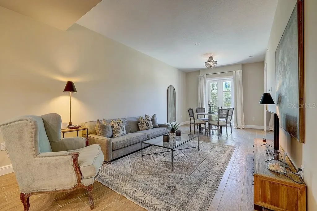 525 N Orange Avenue Sarasota FL 34236