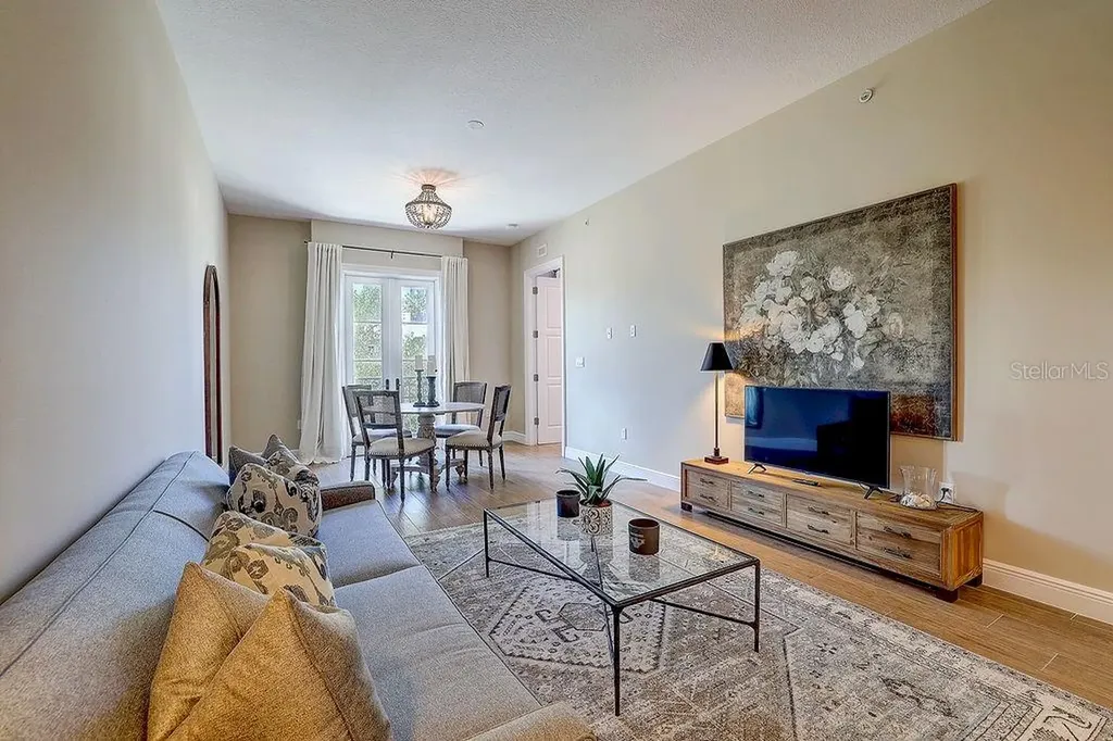 525 N Orange Avenue Sarasota FL 34236