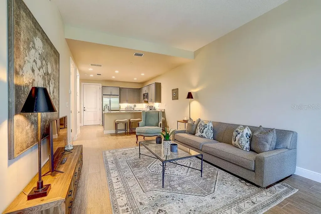 525 N Orange Avenue Sarasota FL 34236