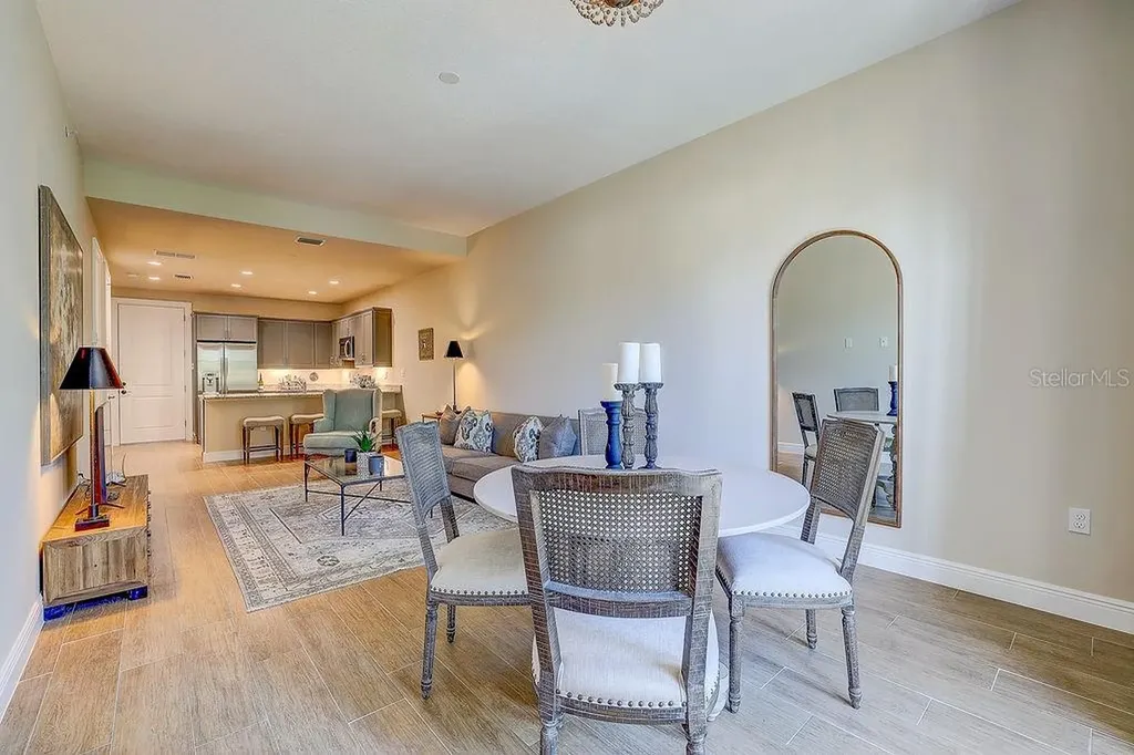 525 N Orange Avenue Sarasota FL 34236