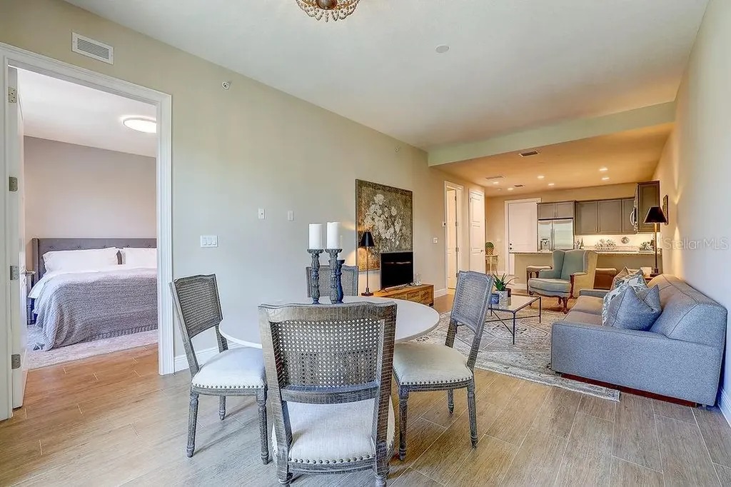 525 N Orange Avenue Sarasota FL 34236